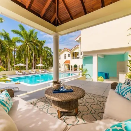Summerhill Villa 9Br Montego Bay Retreat-2